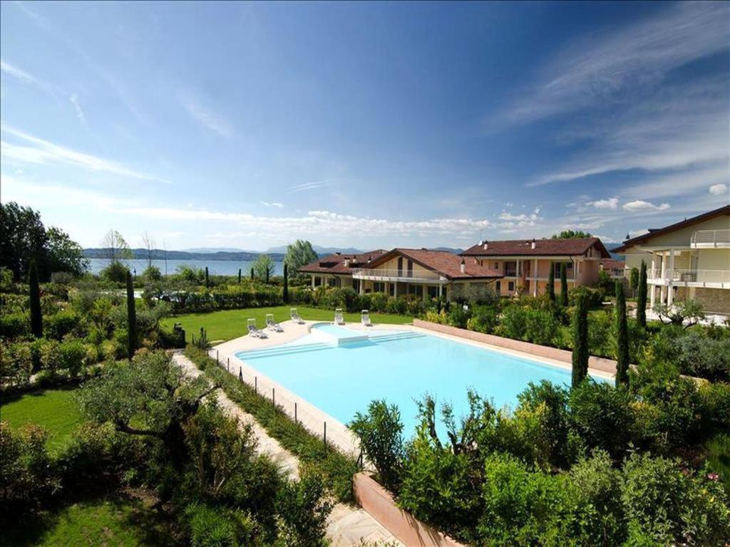 Resort Caesar C4 Sirmione - Gardagate Exterior photo